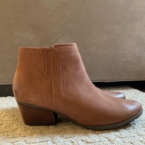 Women’s Blondo Valli leather waterproof boots